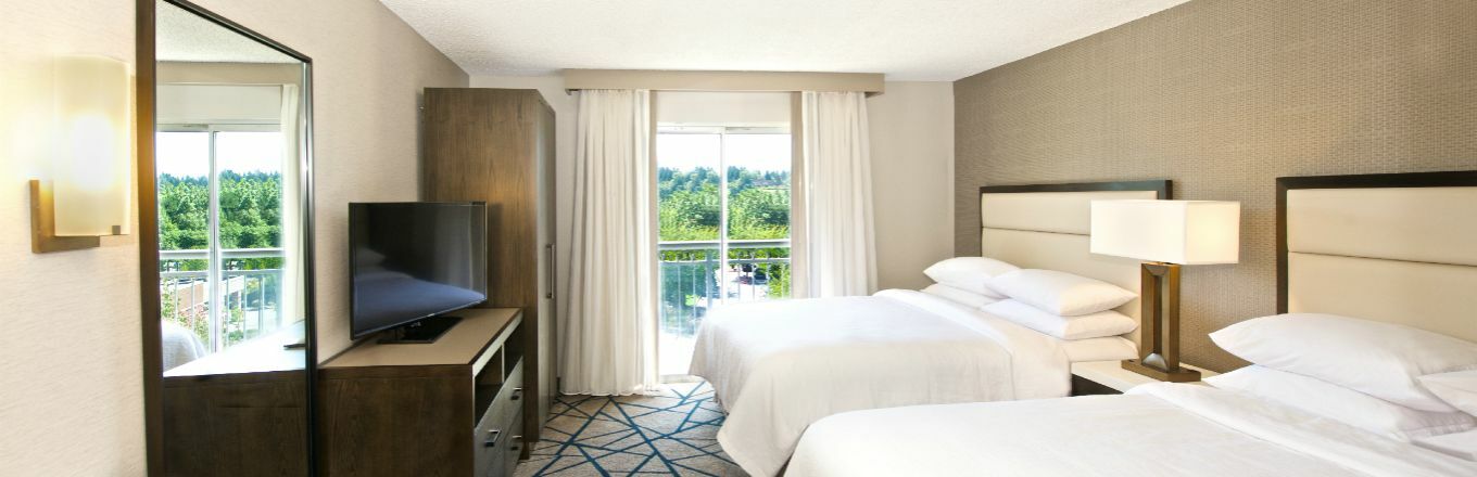 Embassy Suites By Hilton Seattle Белвю Екстериор снимка